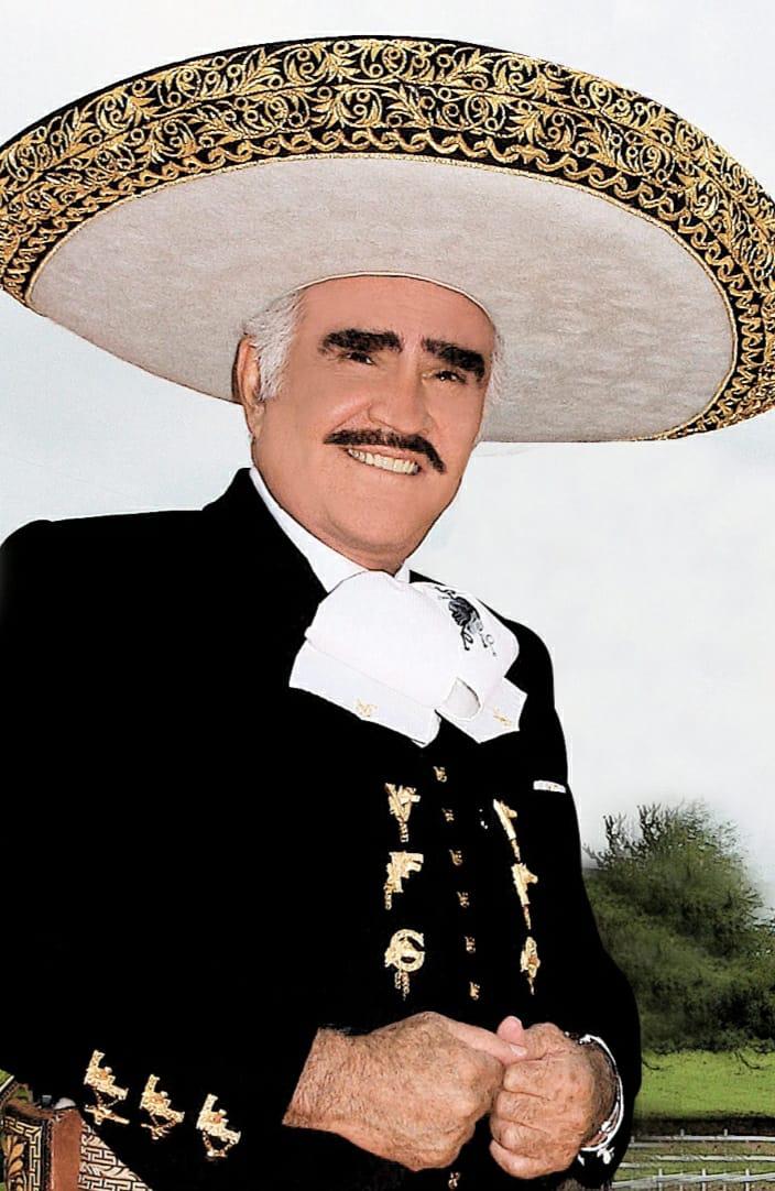 $!En misa de cuerpo presente, despiden familia y miles de fans a Vicente Fernández