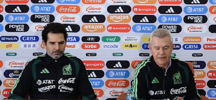 Duilio Davino y Javier Aguirre.