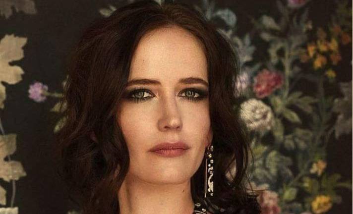Eva Green apoya a su amigo y compañero Johnny Depp.
