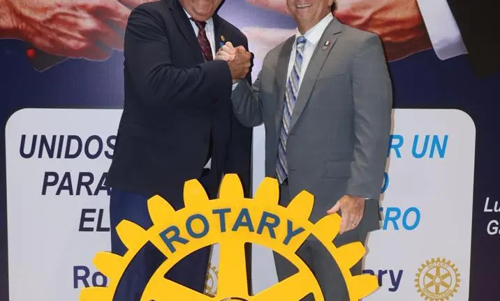 Rinde protesta la nueva mesa directiva del Club Rotario Culiacán Oriente
