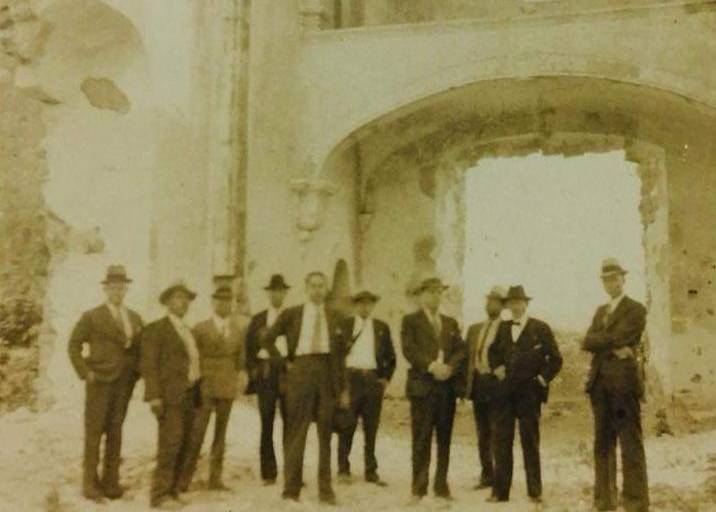 Antigua imagen da fe del traslado piedra por piedra del templo de Nuestra Señora del Rosario