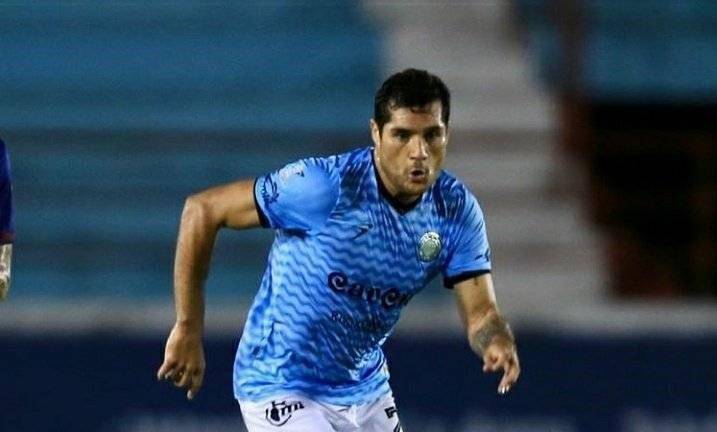 El sinaloense Javier Orozco continuará con su trayectoria en el balompié profesional en Guatemala.
