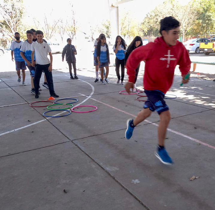 $!Estudiantes de la Secundaria Tomás Peraza, de El Roble, aprenden sobre la cultura física y los hábitos saludables