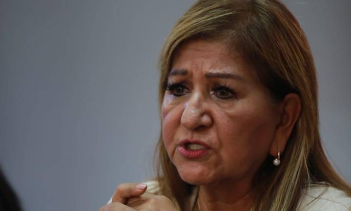 La Secretaria de las Mujeres en Sinaloa, María Teresa Guerra, señala que llegó tarde la autorización del traslado de María Luisa a un centro psiquiátrico debido a problemas de salud mental.