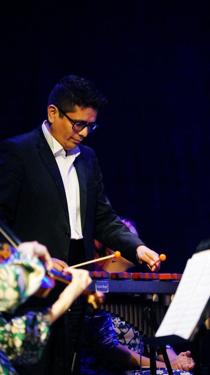 $!El maestro Max Carreón, integrante de la sección de percusiones de la Camerata Mazatlán.