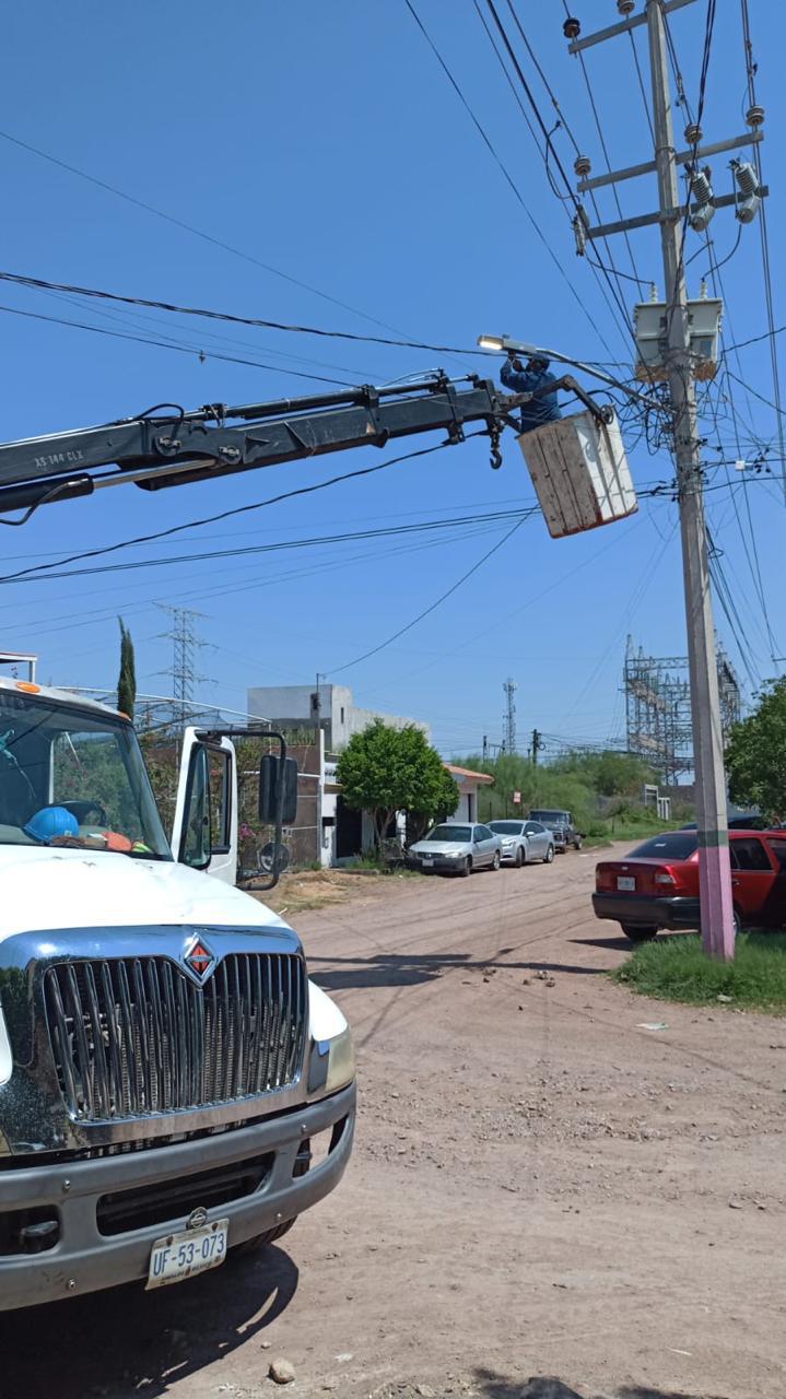 $!Instalarán 200 luminarias nuevas en 10 colonias de Los Mochis para mejora del alumbrado público