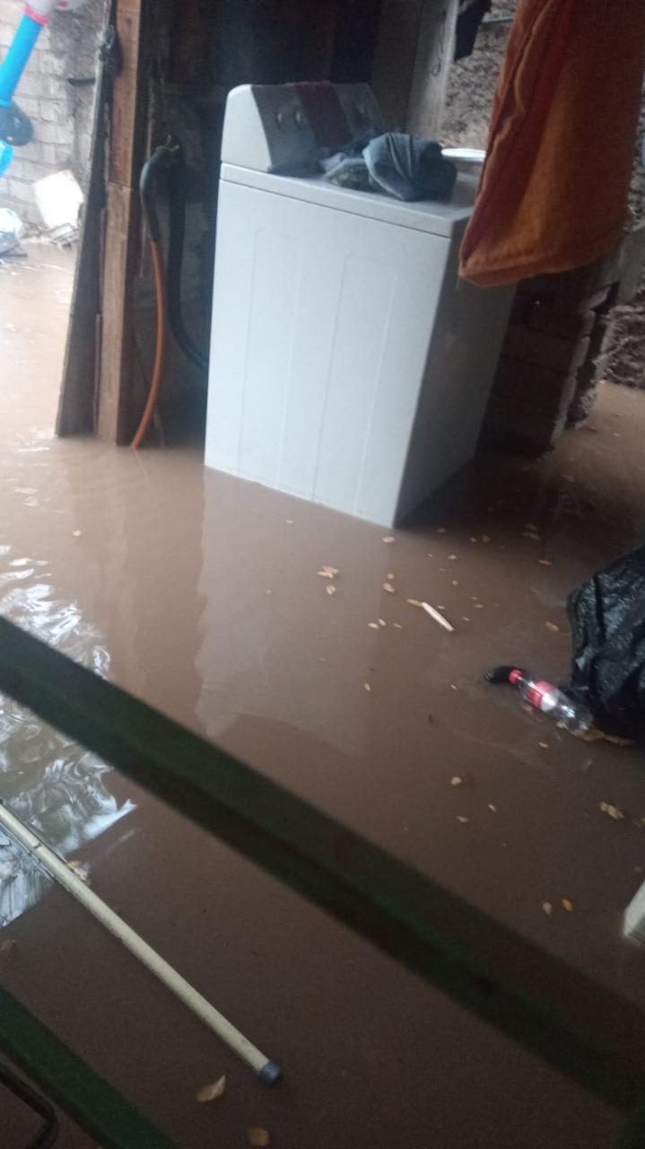 $!Lluvias causan fuertes inundaciones en Guasave