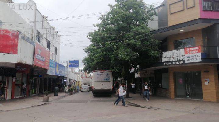Reportan locatarios del centro de Culiacán el cierre de ocho comercios por bajas ventas