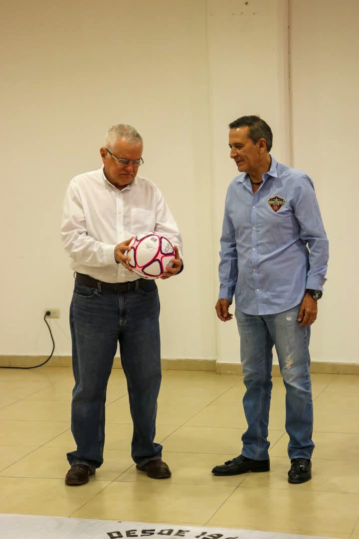 $!Atlas-Matamoros de Escuinapa celebra su 29° aniversario con una jornada deportiva