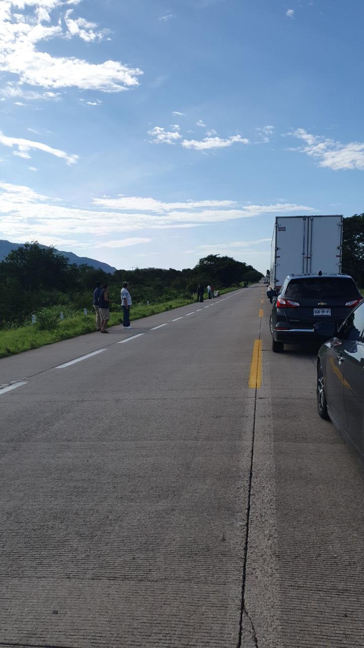 $!Choque en Autopista Tepic-Mazatlán deja dos muertos