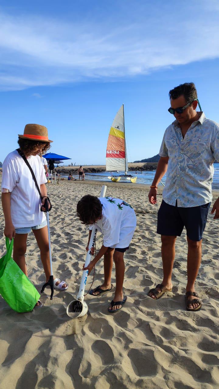 $!Honran en Mazatlán la memoria de Maité; limpian las playas en la zona hotelera