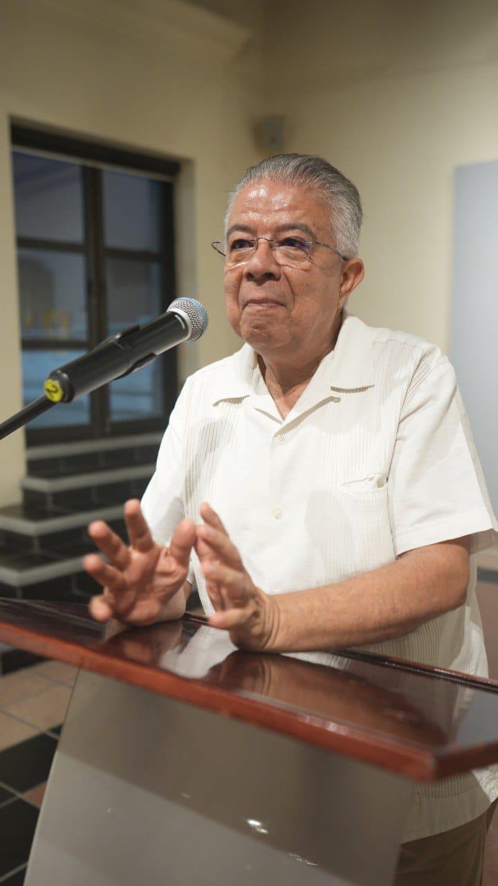 $!Enrique Vega Ayala, director de Planeación del Instituto Municipal de Cultura, Turismo y Arte de Mazatlán, durante la inauguración.