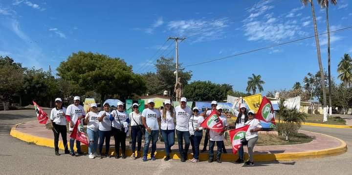 Los servicios médicos y el corte de cabello será gratuito.