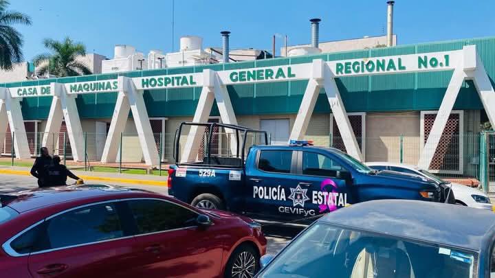 $!Mujer entra en labor de parto en plena calle de Culiacán y policías la auxilian