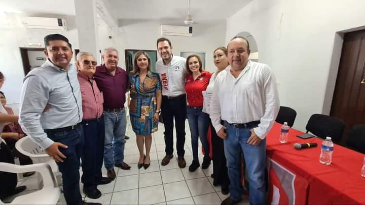 $!En El Fuerte, tomó el cargo de Presidente del PRI en dicho municipio Rodolfo Ernesto Cota Cota.