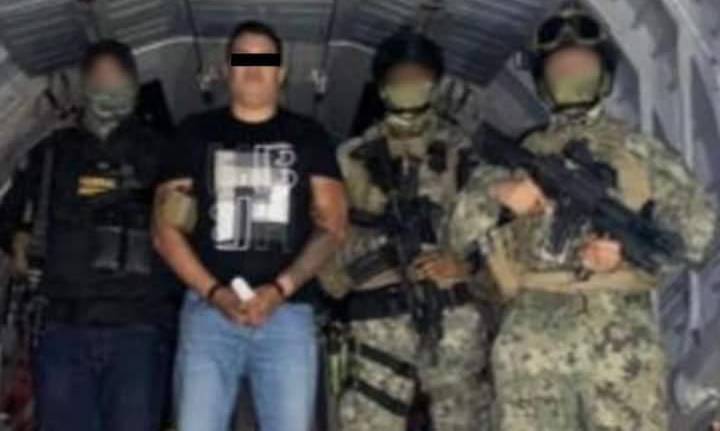 El detenido fue puesto a disposición de la Fiscalía General de la República en Mazatlán.