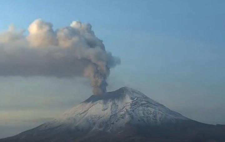 Despliegan 7 mil 200 militares por actividad del Popocatépetl