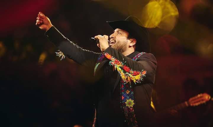 El cantante Julión Álvarez traerá su Tour Prófugos del Anexo a Mazatlán, durante la coronación del Rey del Carnaval 2024.