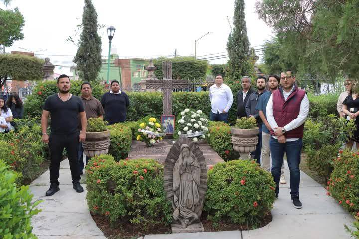 Celebran el natalicio de Lola Beltrán, en Rosario