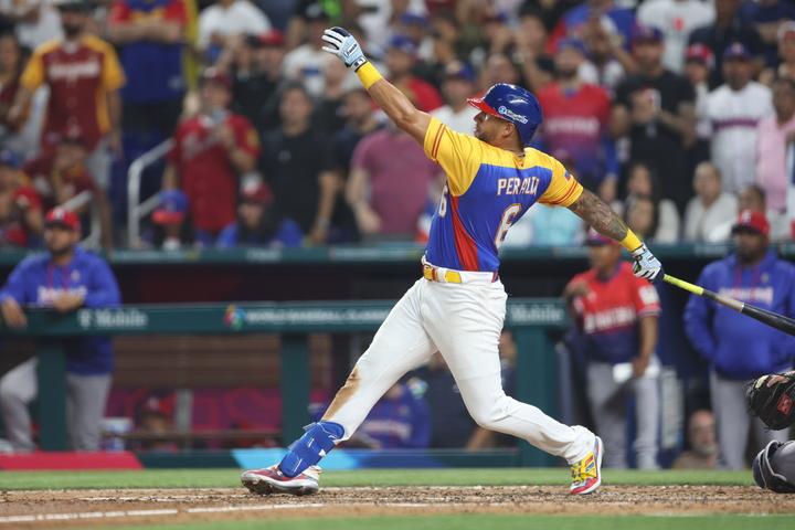 $!Venezuela logra primer triunfo sobre Dominicana en un Clásico