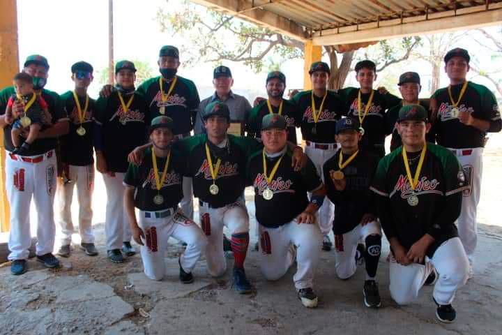 Termina con éxito una temporada más en la Liga de Beisbol Infantil y Juvenil del Muralla