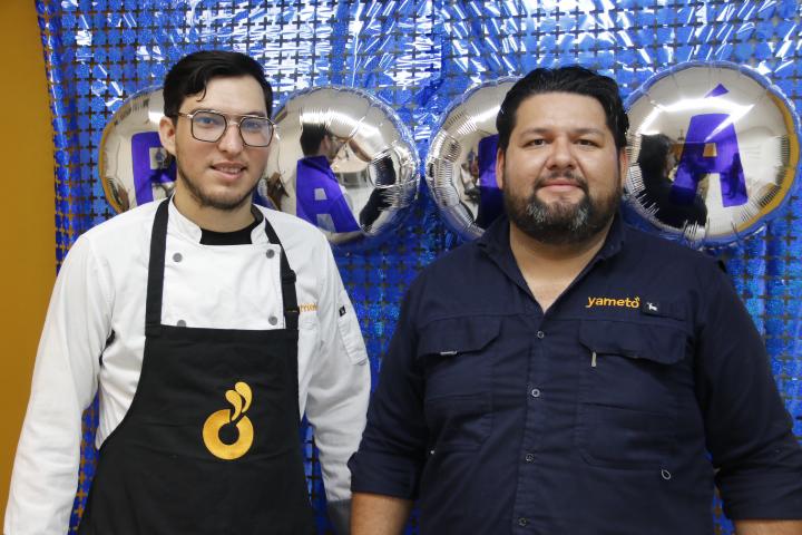 Festeja Noroeste a los papás con un rico desayuno