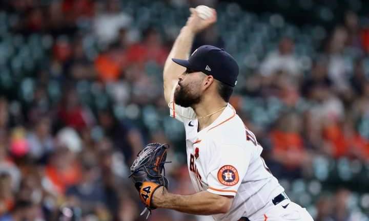 José Urquidy lanza este viernes ante Padres.