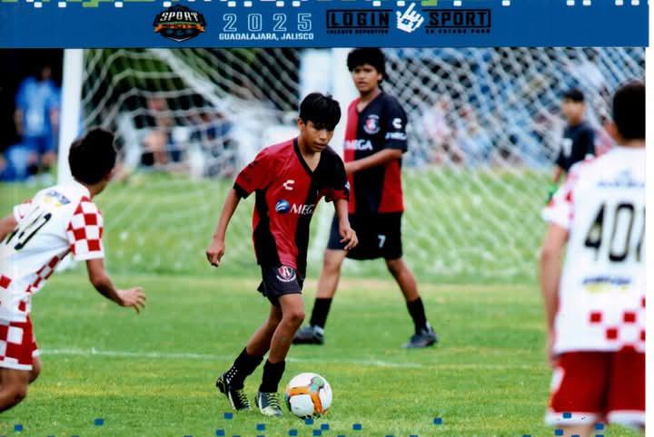 $!Atlas-Matamoros de Escuinapa recibe homenaje en Guadalajara por 30 años de formación deportiva sin fines de lucro