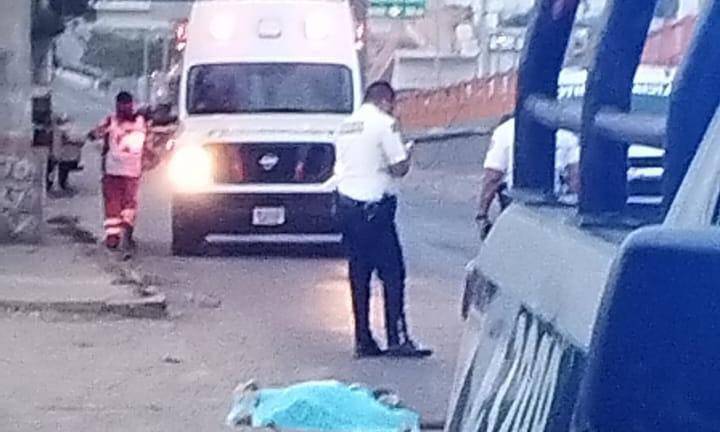 Un hombre fue atropellado este viernes en el paso superior de El Conchi y el conductor del vehículo que le quitó la vida se dio a la fuga.