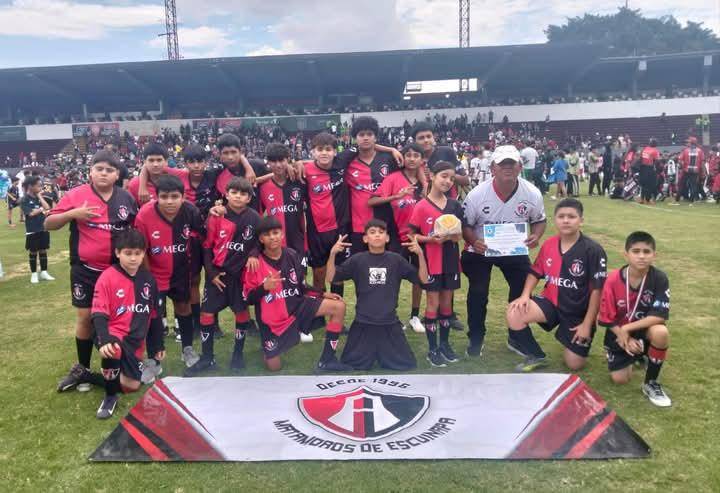 Atlas-Matamoros de Escuinapa recibe homenaje en Guadalajara por 30 años de formación deportiva sin fines de lucro