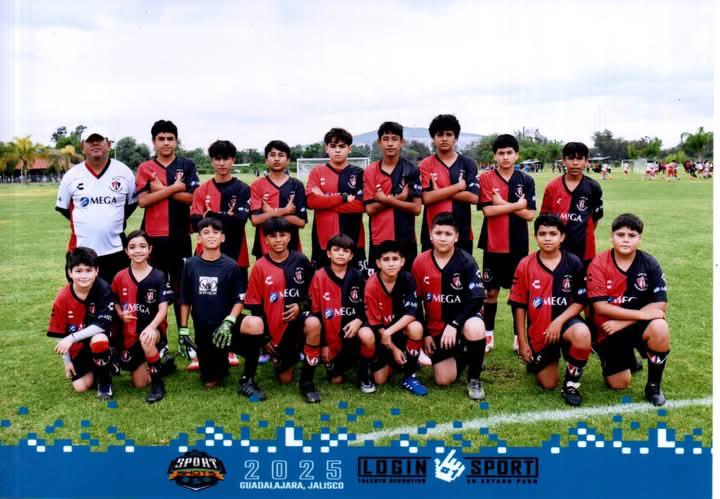 $!Atlas-Matamoros de Escuinapa recibe homenaje en Guadalajara por 30 años de formación deportiva sin fines de lucro