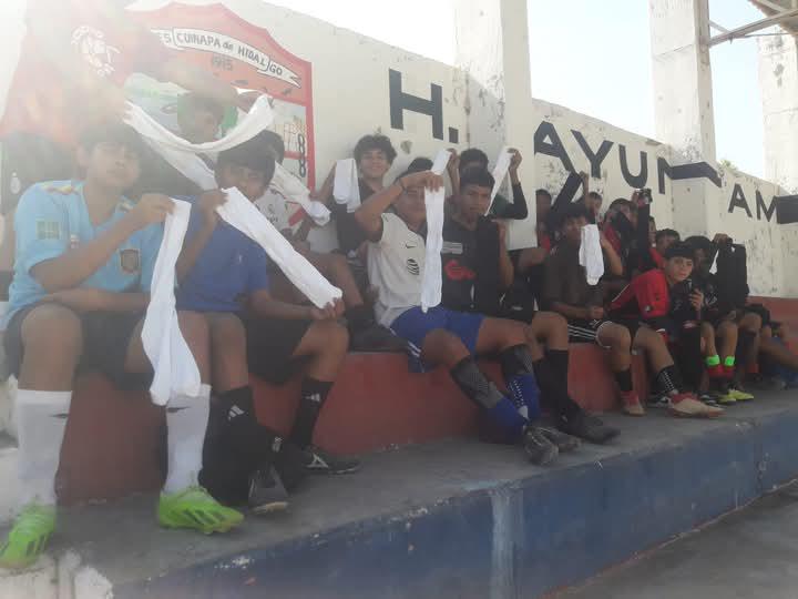 $!Atlas-Matamoros de Escuinapa celebra su 29° aniversario con una jornada deportiva