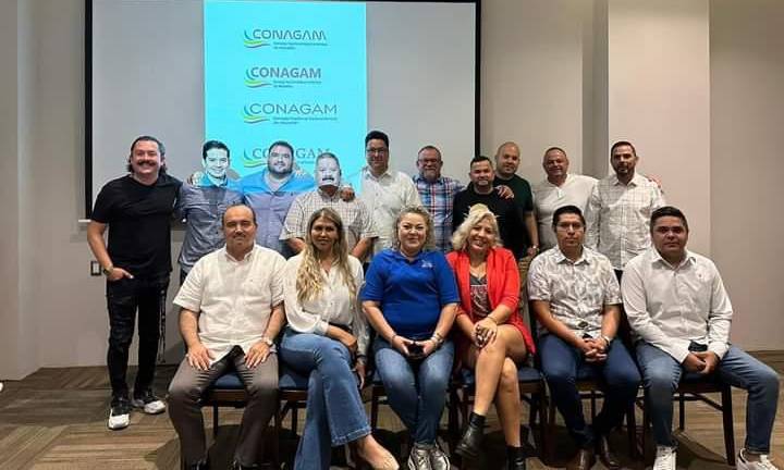 Empresarios que forman parte del nuevo organismo de Canaco.