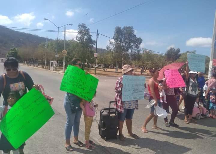 Claman por ayuda en kínder de Santa Teresa; no tienen luz en medio del calorón