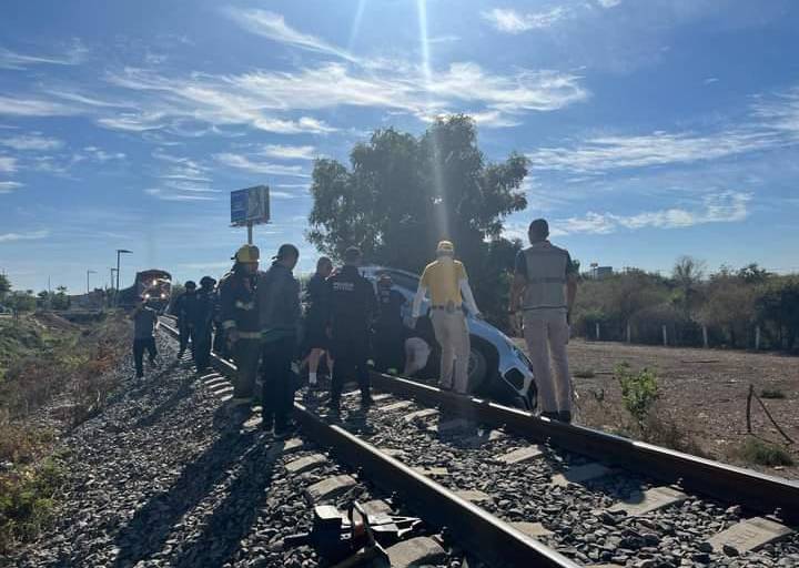 Se registra trenazo en Culiacán a la altura de Villas del Río