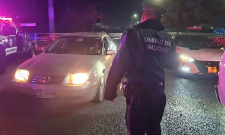 Autoridades reportaron el caso de un hombre herido por una bala perdida durante los primeros minutos del 2023.