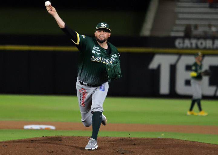 Gran labor de Fredy Quintero para pintar la serie de verde
