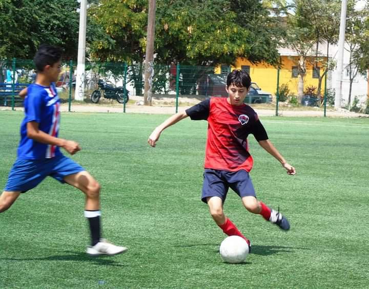 $!AM Sport golea a Futbol Barry en Liga de Futbol Juvenil B