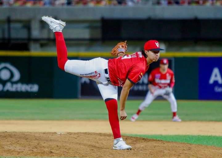 Mazatleco Jesús Ríos firma con Padres de San Diego