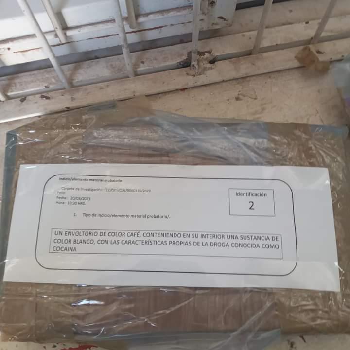 $!Detienen a hombre afuera de escuela con un kilo de fentanilo