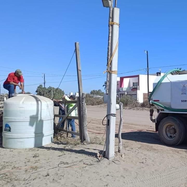 $!Ante condiciones de sequía en Sinaloa, Sebides despliega servicio de pipas en zonas turísticas