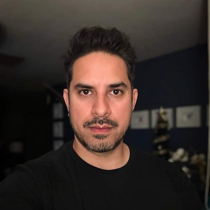 $!El fotógrafo Sichem Rizo inaugurará la exposición “El eclipse de Sol, a través de la historia del arte”, en el Centro de Innovación Cultural Mazatlán.