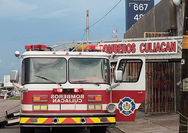 Hallan a niña deambulando de madrugada por bulevar de Culiacán