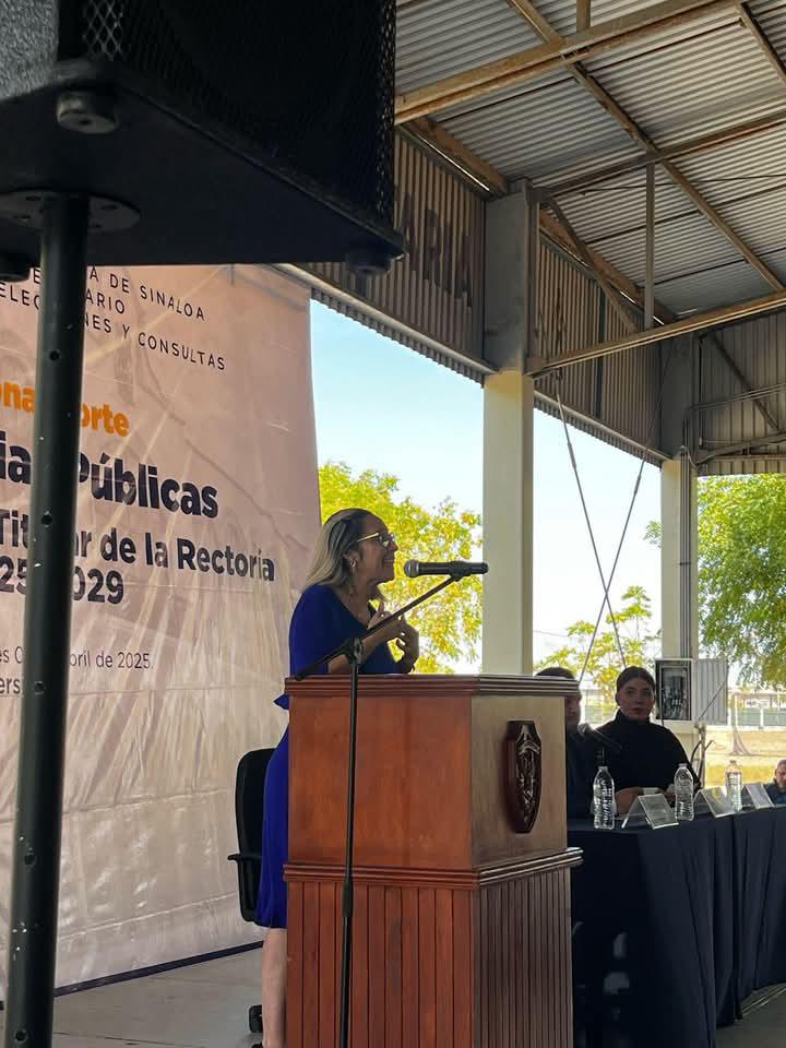 $!Primera comparecencia por Rectoría de la UAS: seguir el proyecto de Madueña o giro de timón con Denise Díaz