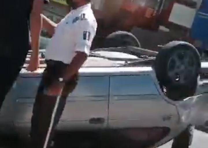 Se registra fuerte choque en Lomas de Bulevar, en Culiacán