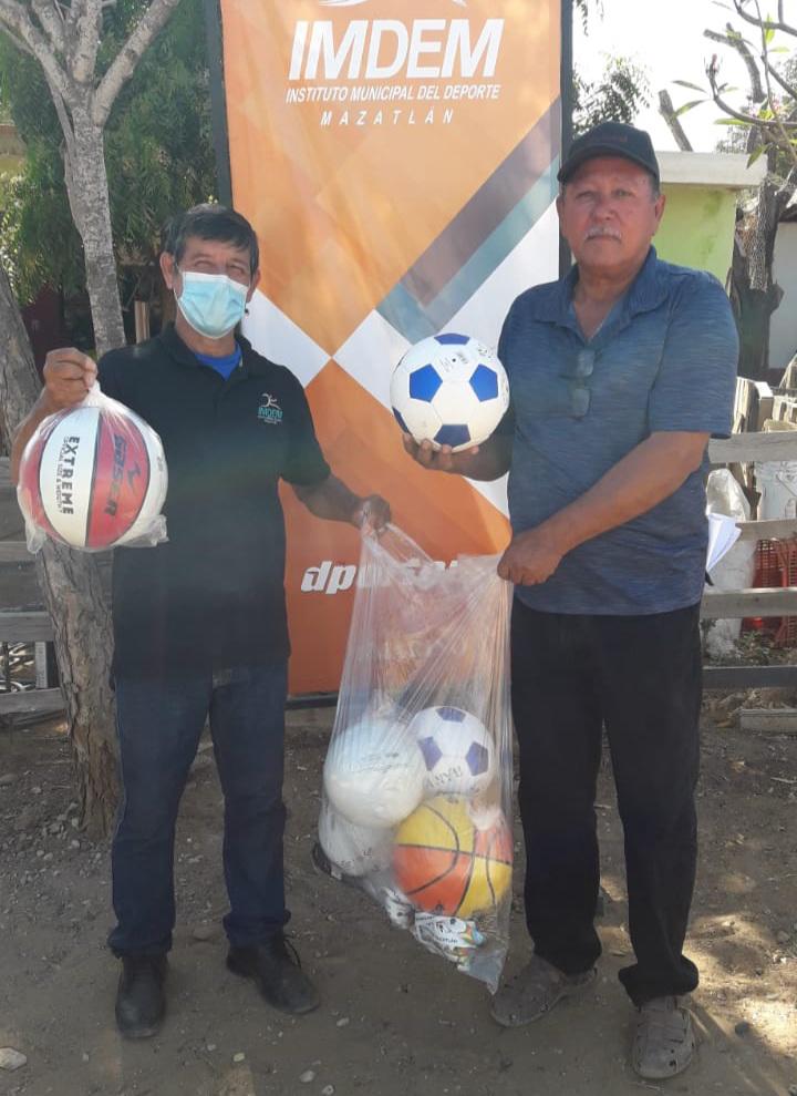 $!Niños festejan su día corriendo en el Festival de la Velocidad, en El Conchi