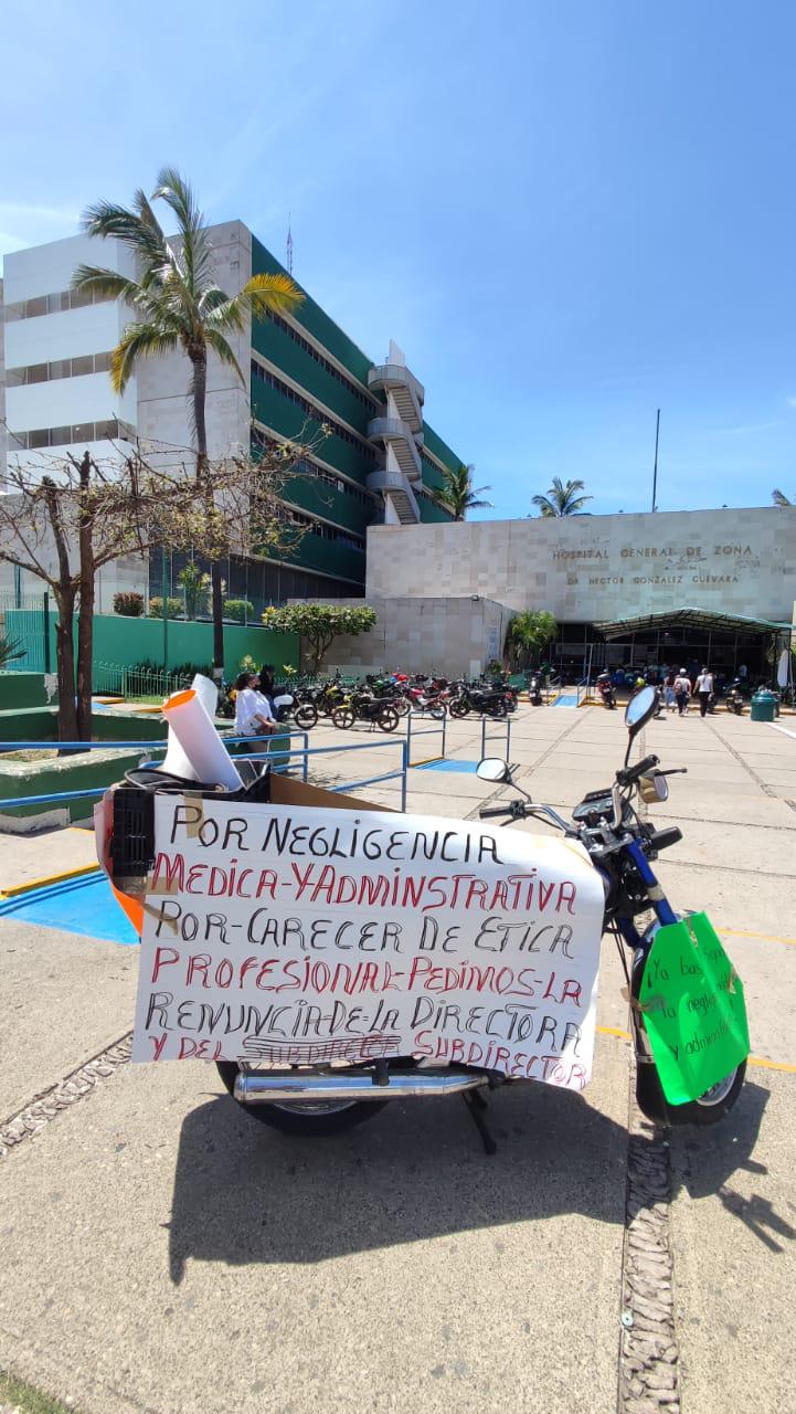 $!De nuevo, adultos mayores se plantan en el IMSS de Mazatlán para exigir atención médica para pacientes con cáncer