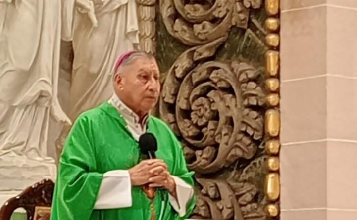 $!Llama Obispo de Mazatlán a confiar en Dios ante la violencia y los fenómenos naturales