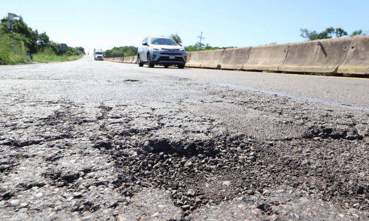 Por mal estado es un grave riesgo la Autopista Mazatlán-Culiacán, considera Alcalde