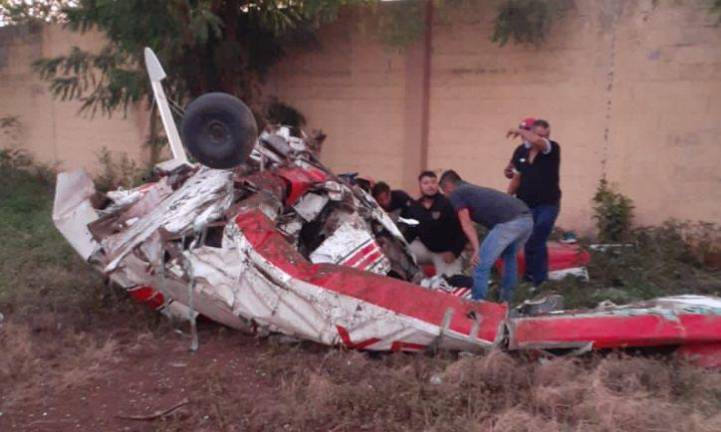 Se desploma avioneta en plena revelación de sexo en Navolato; muere piloto